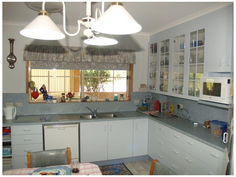 34 Katamatite Road, Numurkah VIC 3636