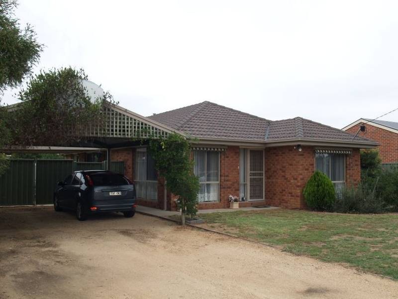 16 Avonlea Street, Numurkah VIC 3636