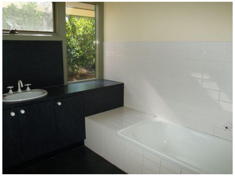 7 Tocumwal Road, Numurkah VIC 3636