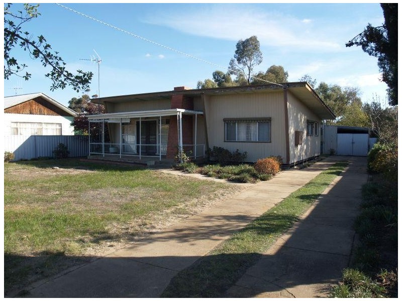 28 Kostadt Street, Nathalia VIC 3638