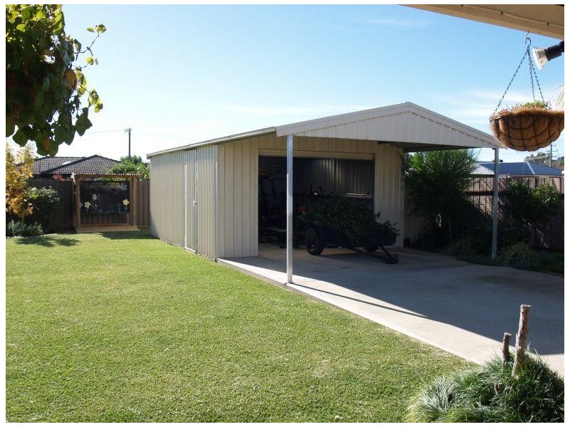 106 Quinn Street, Numurkah VIC 3636