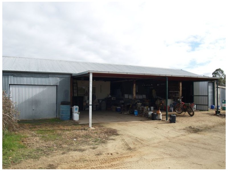 235 Sampsons Road, Numurkah VIC 3636