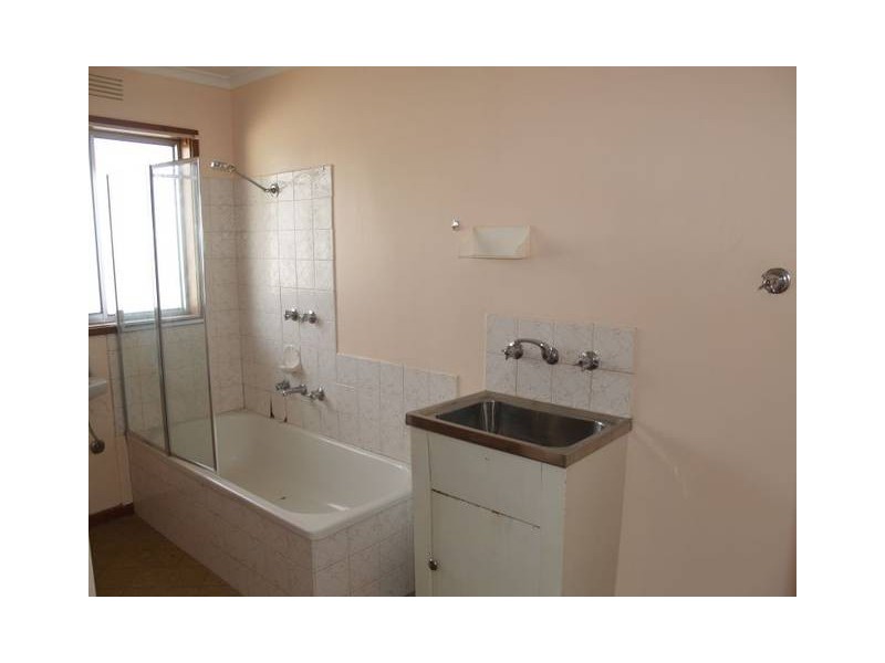 2/132 Saxton Street, Numurkah VIC 3636