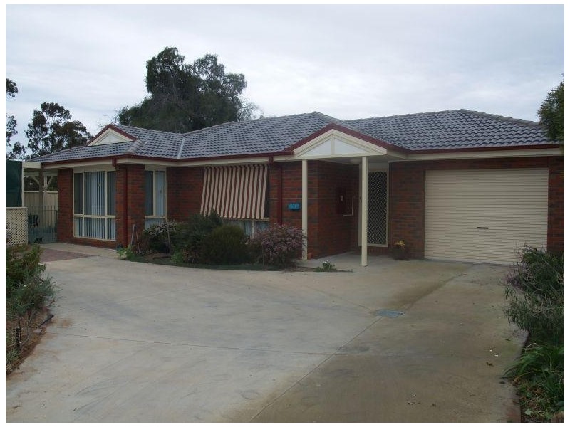 3/6 Meiklejohn Street, Numurkah VIC 3636