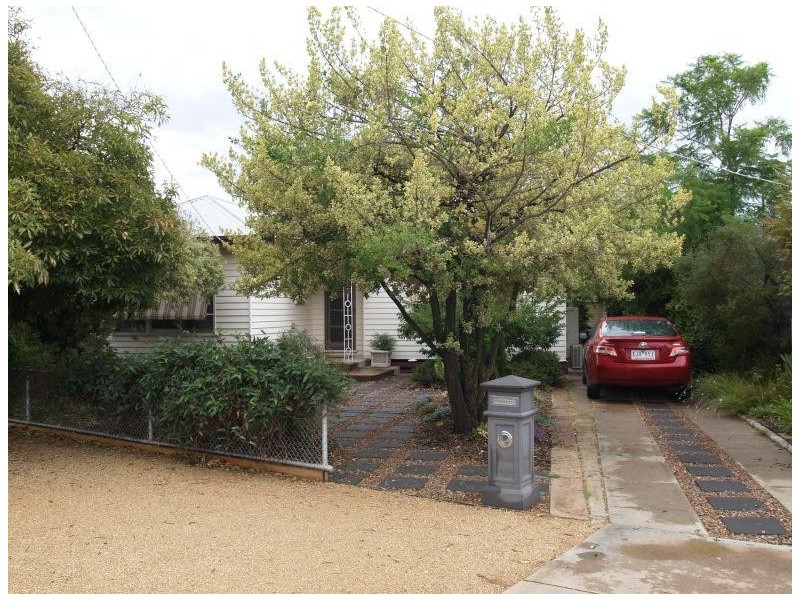 18 Victoria Street, Numurkah VIC 3636