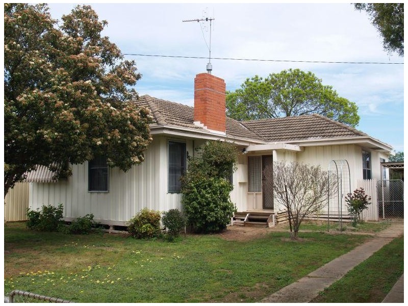 19 Tweddle Street, Numurkah VIC 3636