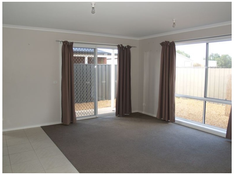 1/20 Exhibition Street, Numurkah VIC 3636