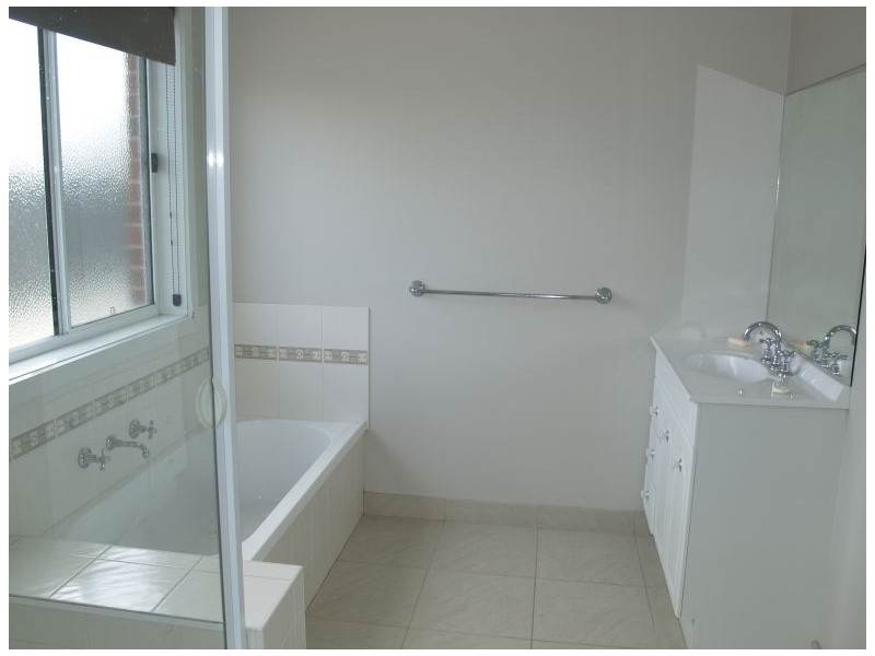 1/20 Exhibition Street, Numurkah VIC 3636