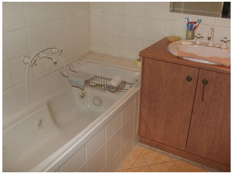 42 Carlisle Street, Wunghnu VIC 3635