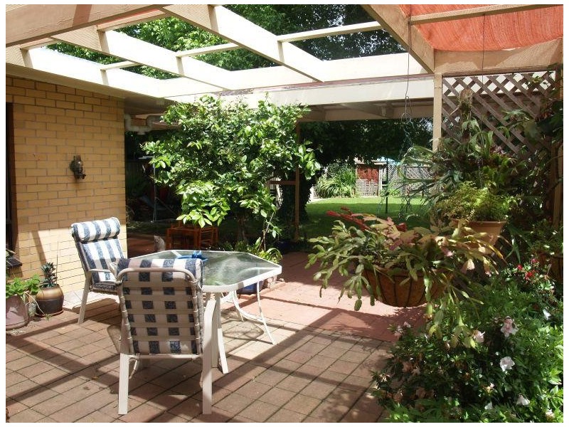 42 Carlisle Street, Wunghnu VIC 3635