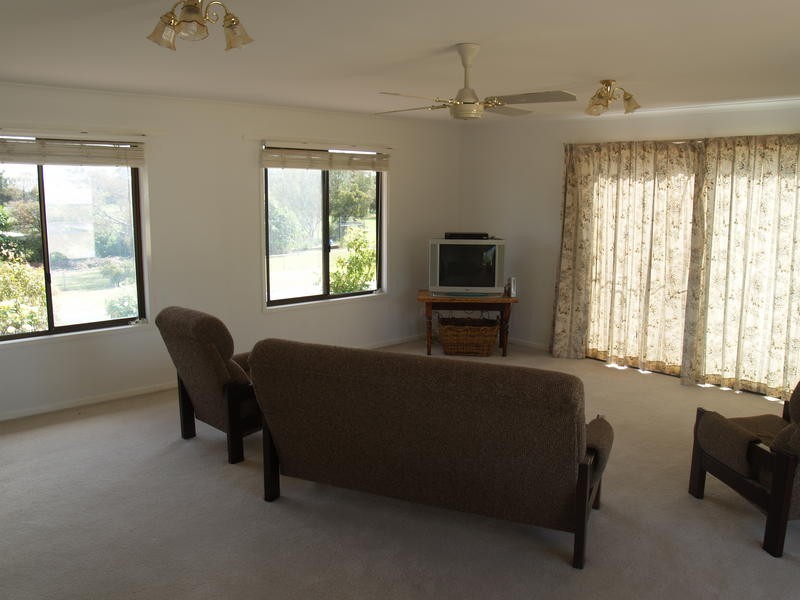 28 Pine Street, Numurkah VIC 3636