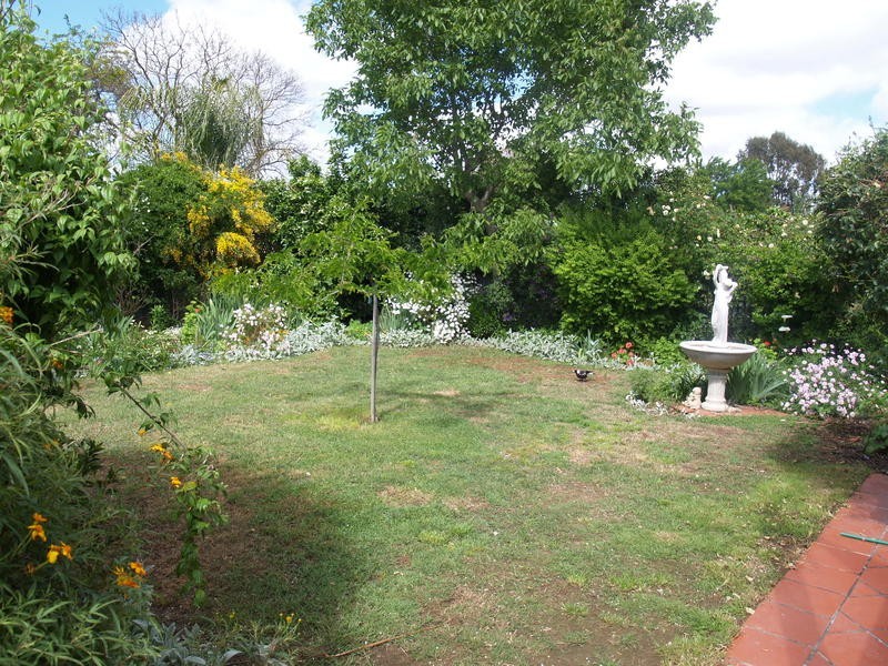 28 Pine Street, Numurkah VIC 3636