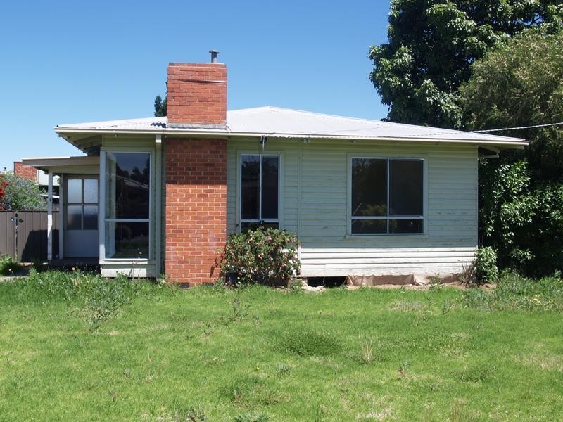 15 Pinnuck Street, Numurkah VIC 3636