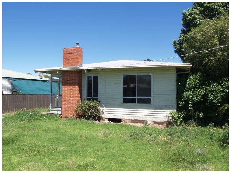 15 Pinnuck Street, Numurkah VIC 3636