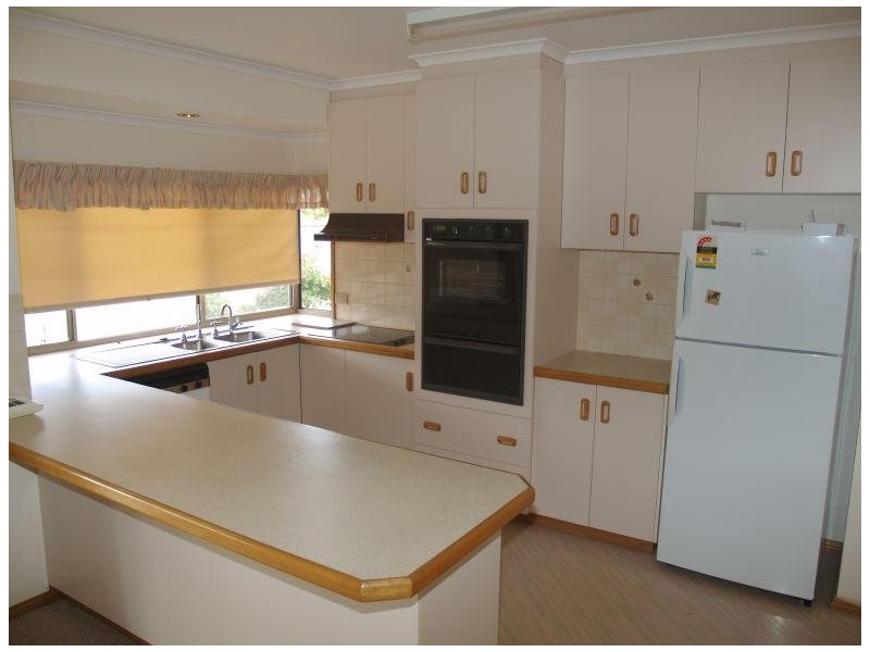 35 Moss Street, Numurkah VIC 3636