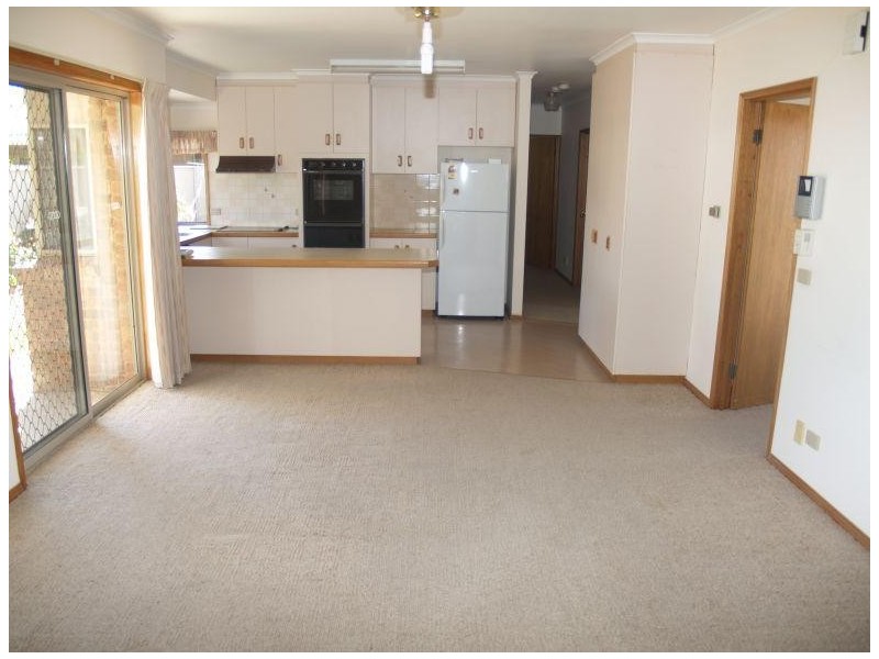 35 Moss Street, Numurkah VIC 3636