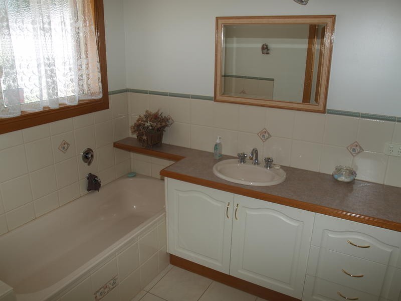 19 Madigan Street, Numurkah VIC 3636