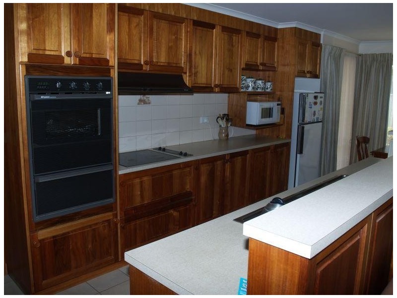 27 Moss Street, Numurkah VIC 3636