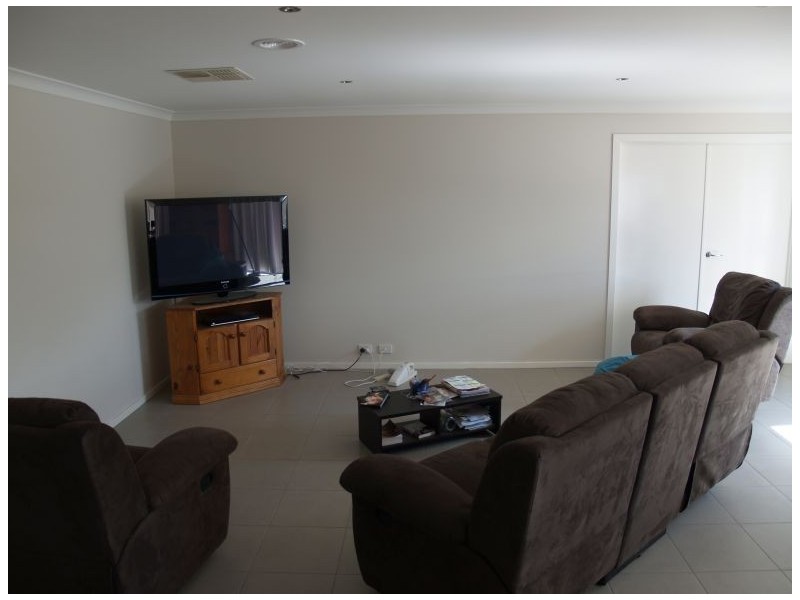 31 Madeline Street, Numurkah VIC 3636