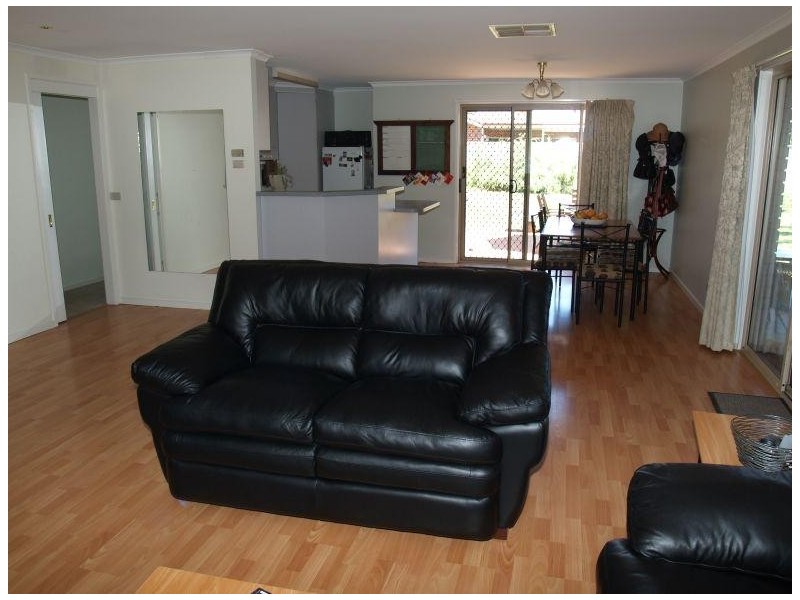 24 Madeline Street, Numurkah VIC 3636