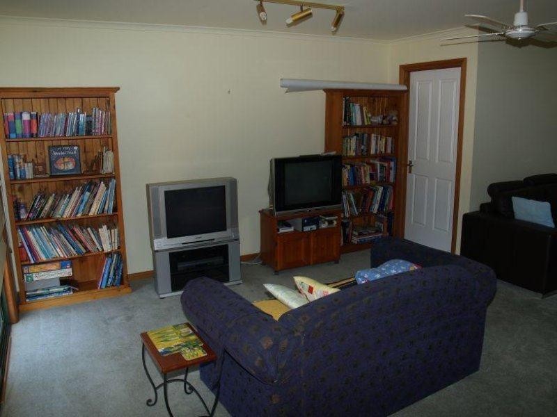 20 Wattle Drive, Numurkah VIC 3636