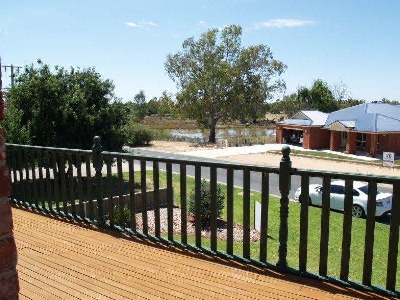 20 Wattle Drive, Numurkah VIC 3636