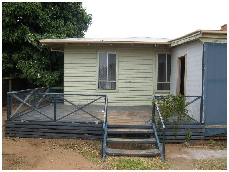 15 Pinnuck Street, Numurkah VIC 3636