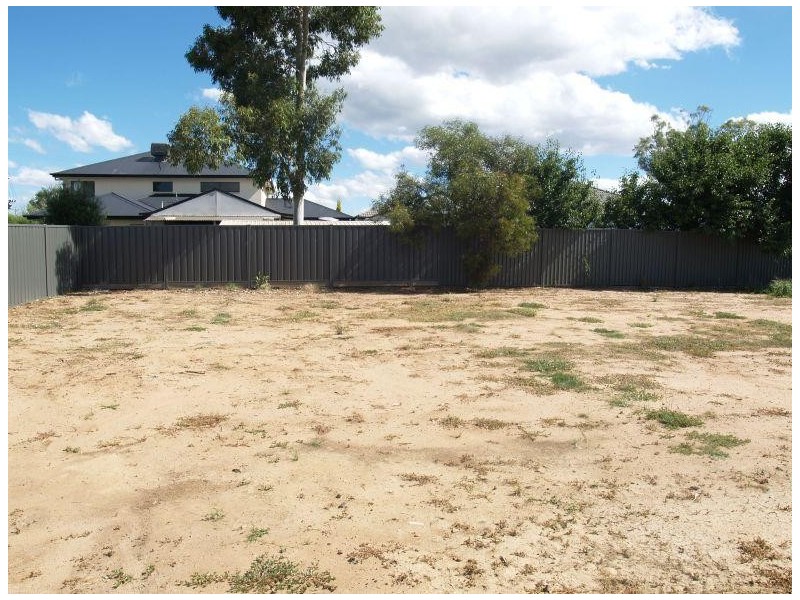 11 Elm Court, Numurkah VIC 3636