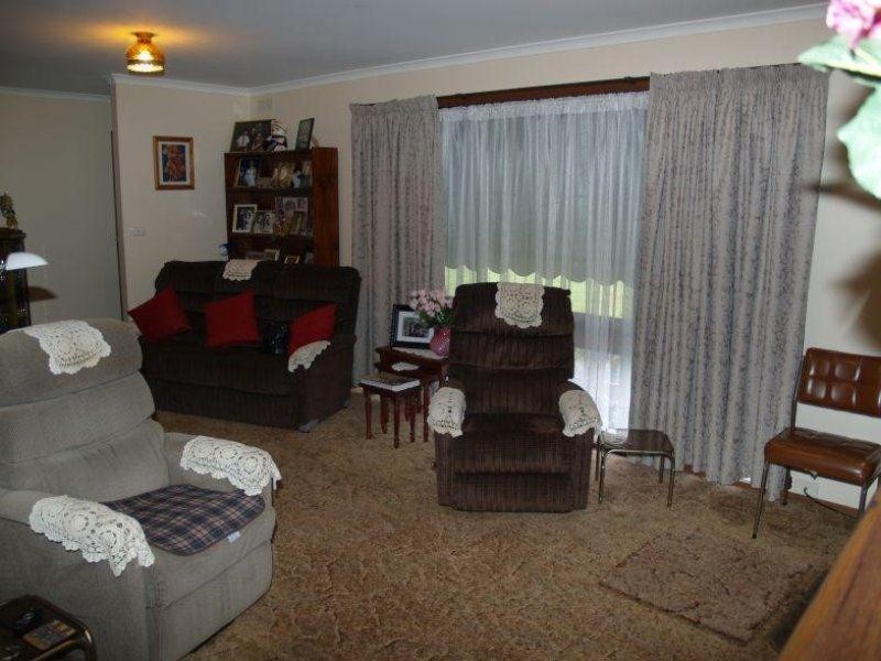 19 Fowler Street, Tallygaroopna VIC 3634