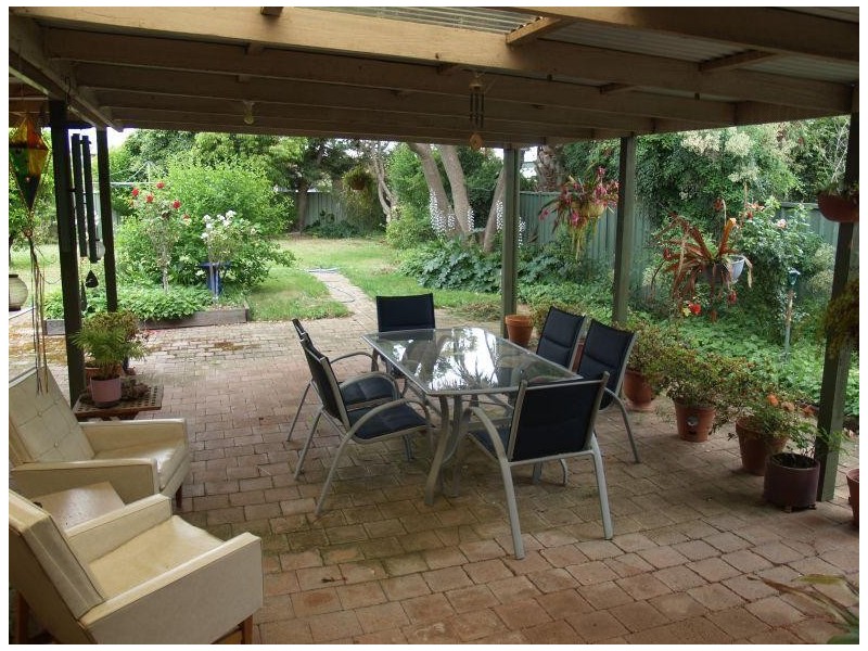 1 Murray Avenue, Numurkah VIC 3636
