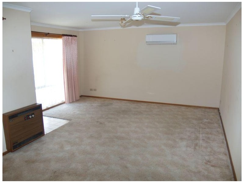 4/5 Brenion Street, Numurkah VIC 3636
