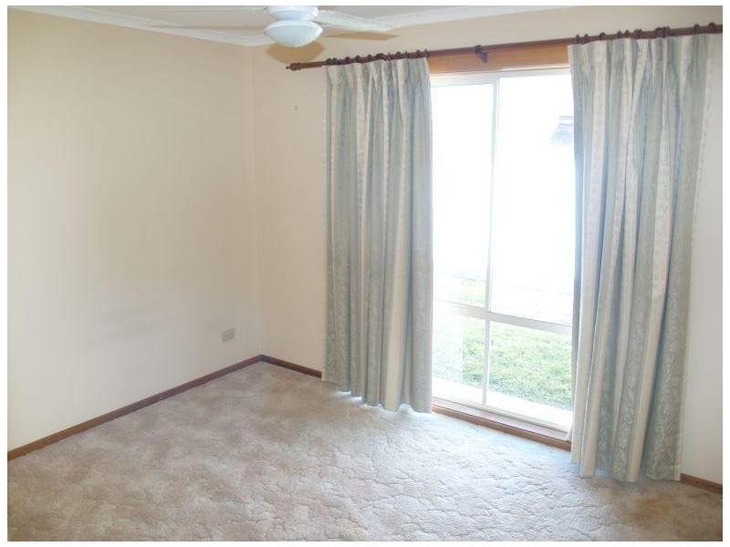4/5 Brenion Street, Numurkah VIC 3636