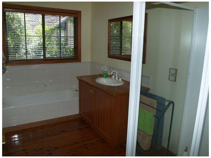 20 Wattle Drive, Numurkah VIC 3636