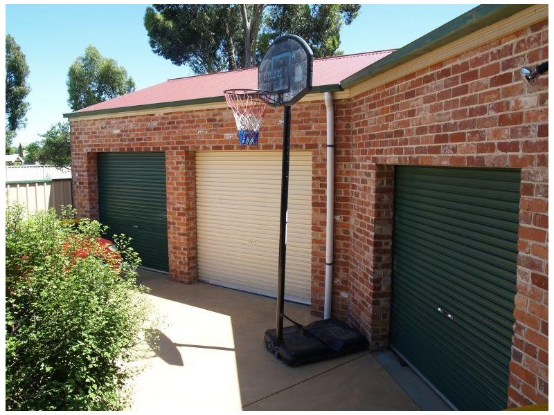 20 Wattle Drive, Numurkah VIC 3636