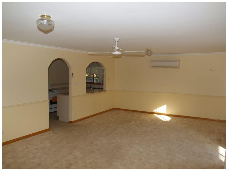 8 19 Paterson Street, Numurkah VIC 3636