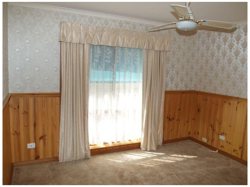 4 19 Paterson Street, Numurkah VIC 3636