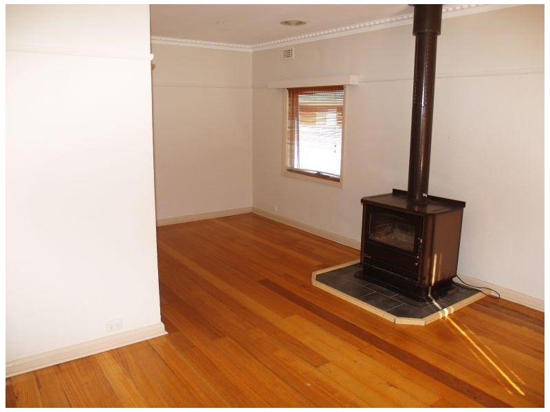 11 Welch Street, Wunghnu VIC 3635