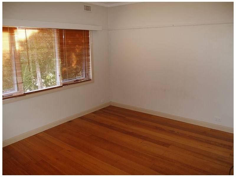 11 Welch Street, Wunghnu VIC 3635