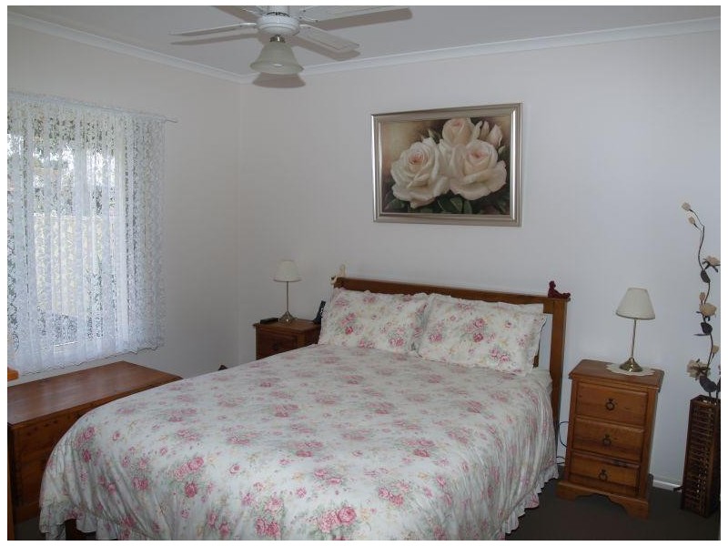 1B Holmes Court, Numurkah VIC 3636