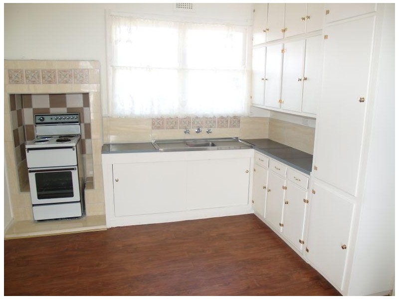 15 Mackenzie Street, Numurkah VIC 3636