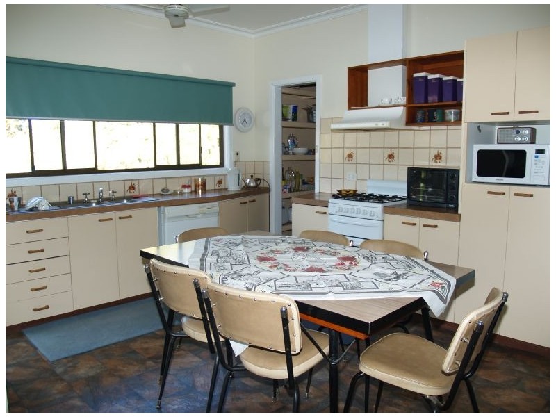 1300 Sandmount Road, Katunga VIC 3640