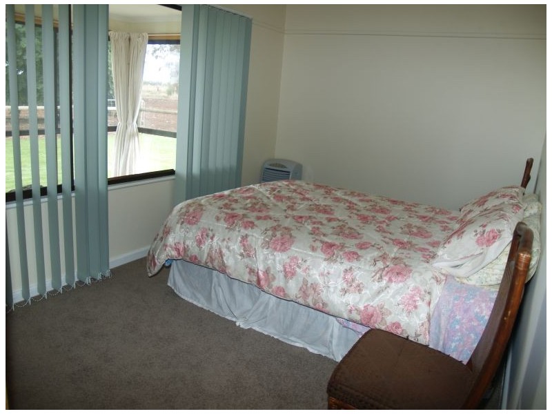 1300 Sandmount Road, Katunga VIC 3640