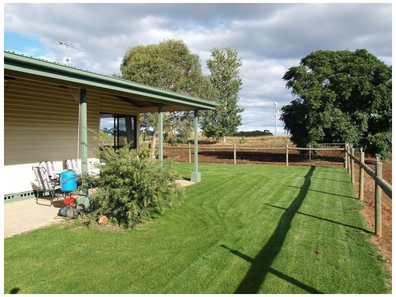 1300 Sandmount Road, Katunga VIC 3640