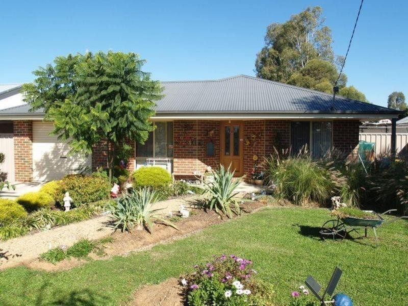 14 Mae Street, Numurkah VIC 3636