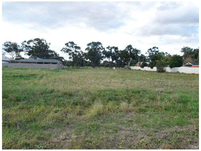 41 Rowe Street, Numurkah VIC 3636