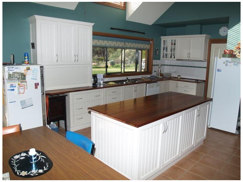 475 Kempsters Bridge Road, Kaarimba VIC 3635