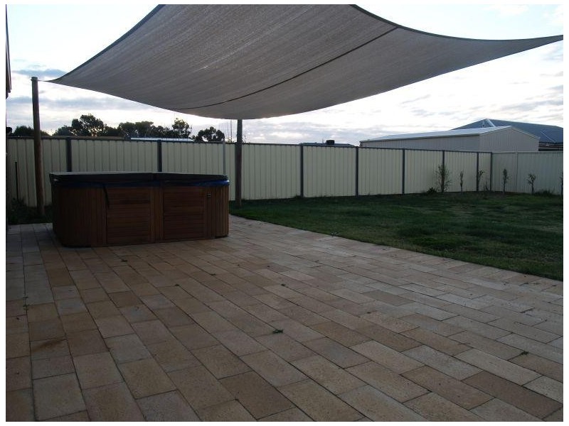 31 Madeline Street, Numurkah VIC 3636