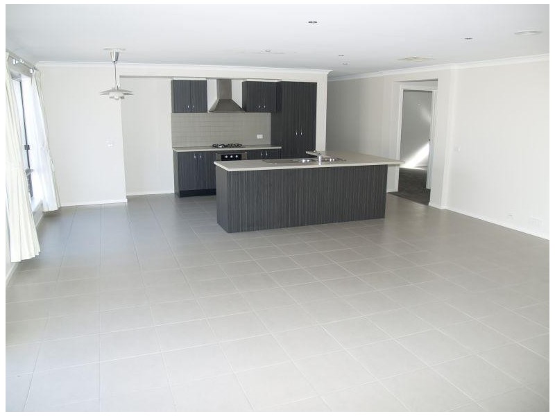 31 Madeline Street, Numurkah VIC 3636