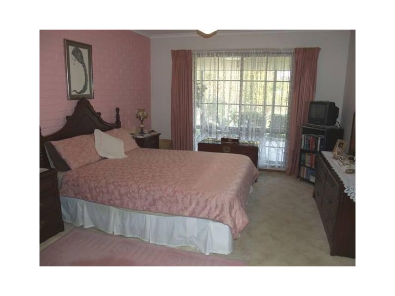 1/2 Russell Street, Numurkah VIC 3636