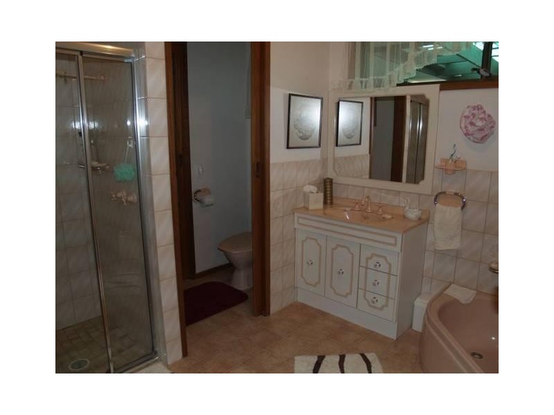 1/2 Russell Street, Numurkah VIC 3636